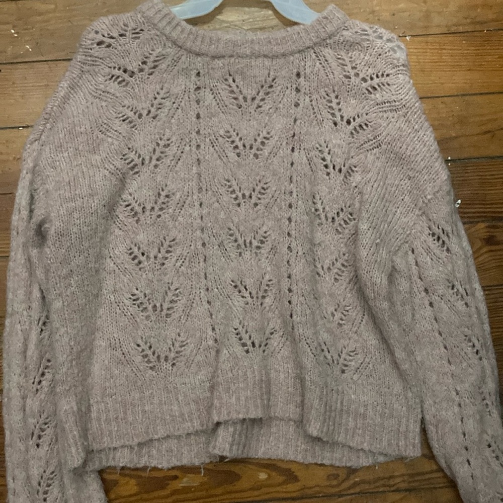 American Eagle Sweater
